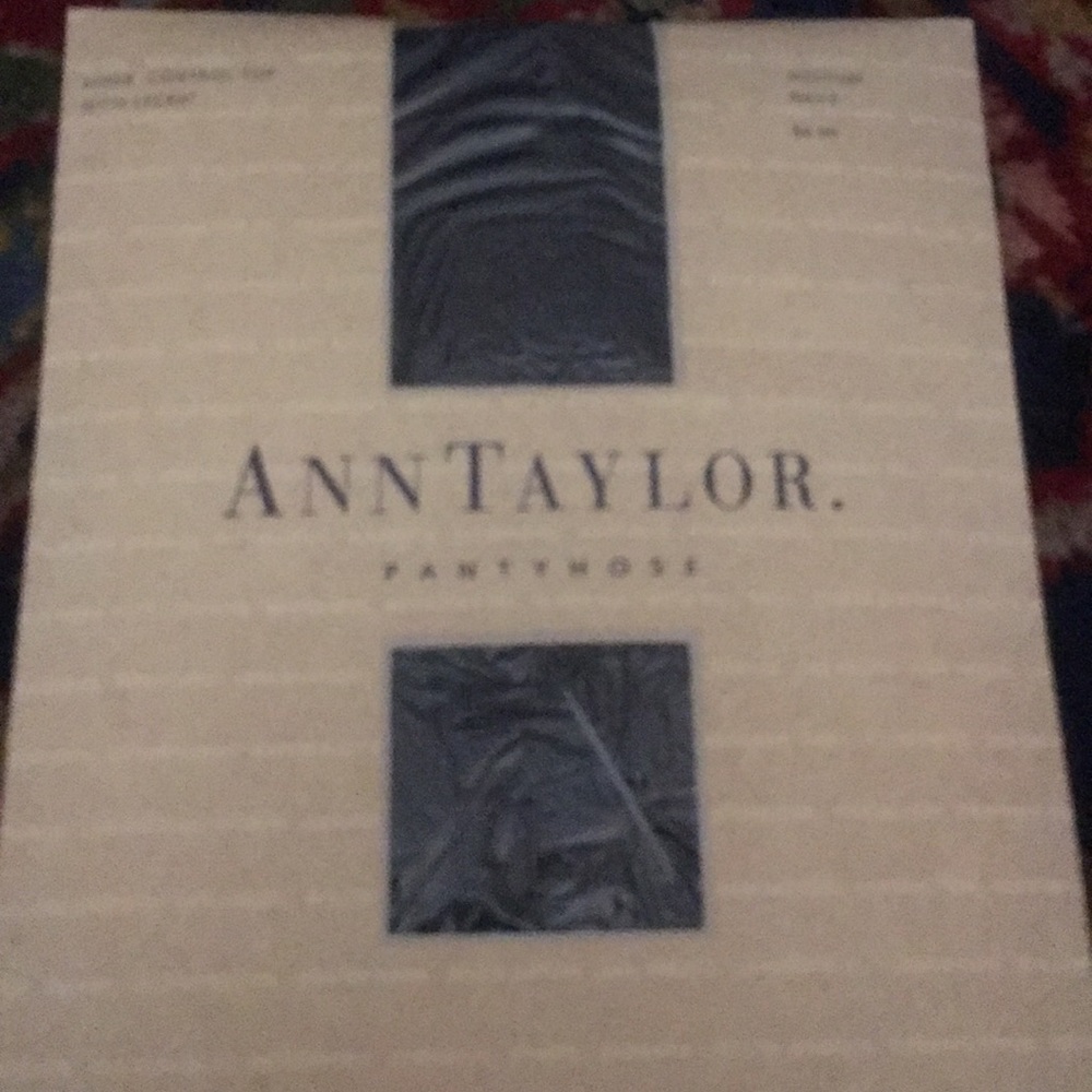 Pantyhose Color: Medium Navy